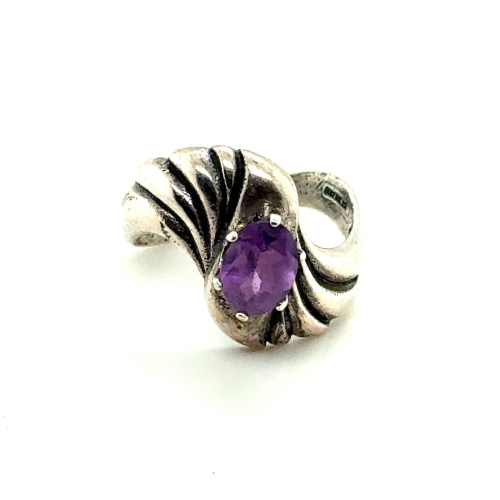 Sterling Silver Amethyst Ring Vintage Scalloped Ribbed Band Size 8